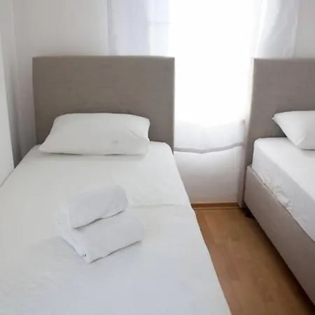 New 2+1 flat with sea view in Datça Center